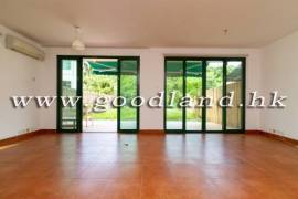 CLEAR WATER BAY Village House with Huge Lawn Garden and Greenery View For Rent