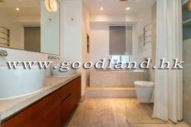 Clear Water Bay Villa For Sale