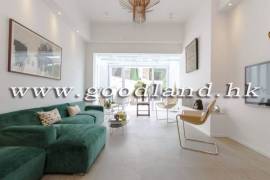 Clear Water Bay Villa For Sale