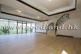 Clear Water Bay Villa For Sale