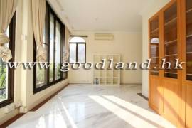Clear Water Bay Villa For Sale