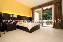 Clear Water Bay Villa For Sale