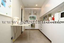 Clear Water Bay Villa For Sale