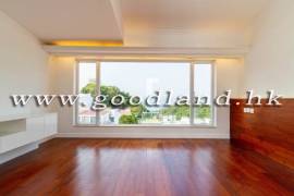 Clear Water Bay Villa For Sale
