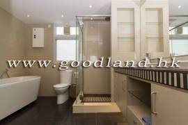 Clear Water Bay Villa For Sale