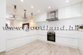 CLEAR WATER BAY Renovated Detached Village House For Sale