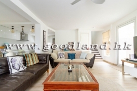 CLEAR WATER BAY Renovated Detached Village House For Sale