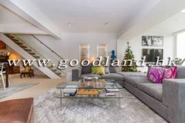 Clear Water Bay Villa For Sale