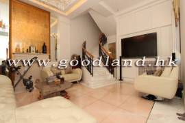 Clear Water Bay Villa For Sale
