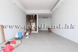 Clear Water Bay Villa For Sale
