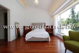 Clear Water Bay Villa For Sale
