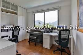Clear Water Bay Villa For Sale