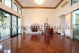 Clear Water Bay Villa For Sale
