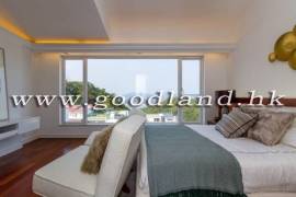 Clear Water Bay Villa For Sale