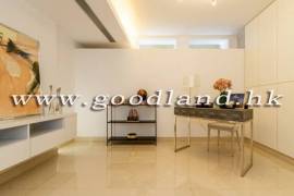 Clear Water Bay Villa For Sale