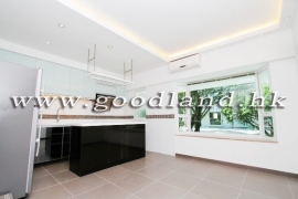 【Sai Kung Marina Cove Villa for Sale】Waterfront 5-BR with Private Pontoon