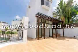 Clear Water Bay Villa For Sale