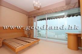 Clear Water Bay Villa For Sale