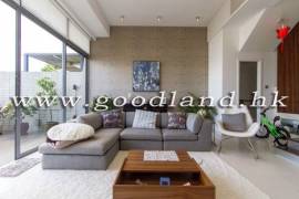 Clear Water Bay Villa For Sale