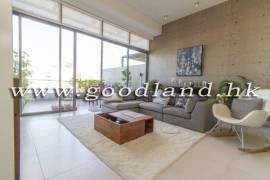 Clear Water Bay Villa For Sale
