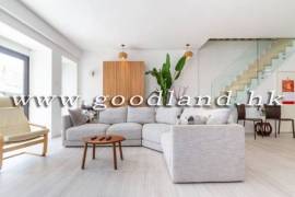 Clear Water Bay Villa For Sale