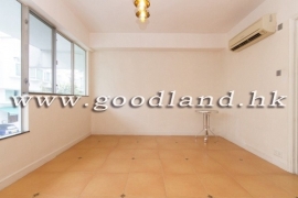 SAI KUNG Well-Managed Residence with Spacious Layout For Sale
