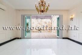 Clear Water Bay Villa For Sale