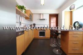 Clear Water Bay Villa For Sale