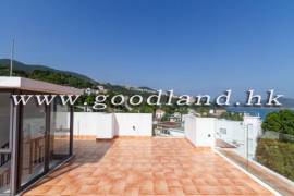 CLEAR WATER BAY Detached Renovated Village House with Lawn Garden For Rent