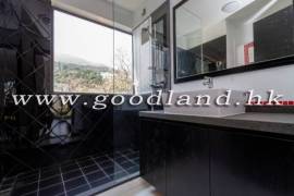 CLEAR WATER BAY Detached Renovated Village House with Lawn Garden For Rent