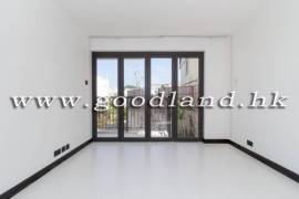 CLEAR WATER BAY Detached Renovated Village House with Lawn Garden For Rent