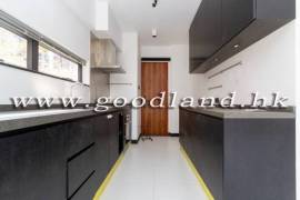 CLEAR WATER BAY Detached Renovated Village House with Lawn Garden For Rent