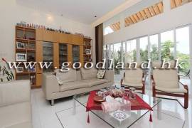 Clear Water Bay Villa For Sale