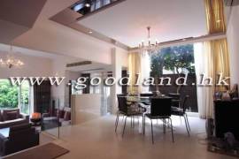 Clear Water Bay Villa For Sale