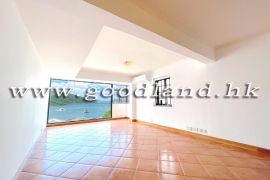 CLEAR WATER BAY Waterfront Village House in Expat Community For Sale
