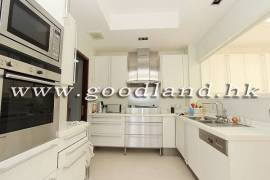 Clear Water Bay Villa For Sale
