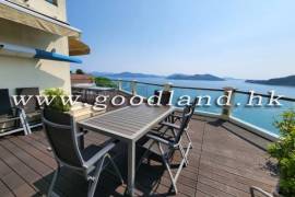 Clear Water Bay Villa For Sale