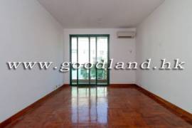 CLEAR WATER BAY Village House with Lawn Garden and Spacious Layout For Rent