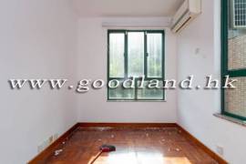 CLEAR WATER BAY Village House with Lawn Garden and Spacious Layout For Rent