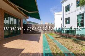 CLEAR WATER BAY Village House with Lawn Garden and Spacious Layout For Rent