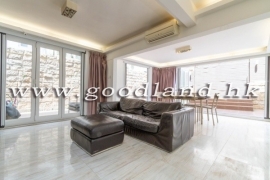 CLEAR WATER BAY Renovated Sea View Village House For Sale