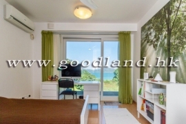 CLEAR WATER BAY Sea View House with Garden For Sale
