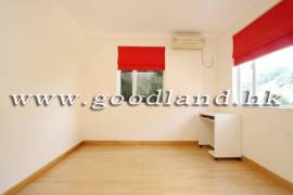 CLEAR WATER BAY Spacious Village House For Sale