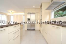 CLEAR WATER BAY Spacious Village House For Sale