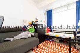 CLEAR WATER BAY Renovated Garden Village House For Sale