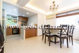 CLEAR WATER BAY Renovated Garden Village House For Sale