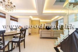 CLEAR WATER BAY Renovated Garden Village House For Sale