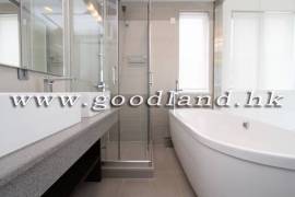 CLEAR WATER BAY Spacious Village House For Sale