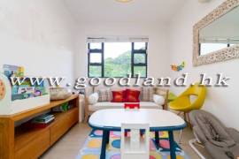 CLEAR WATER BAY Spacious Village House For Sale