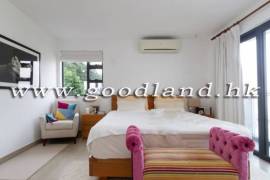 CLEAR WATER BAY Spacious Village House For Sale